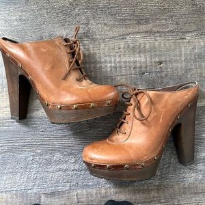 Sam Edelman Tan Clog